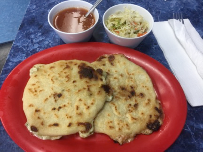 Salvadoran food - pupusas